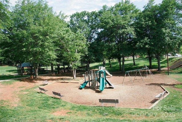 448 17th Street, Cramerton, NC 28032