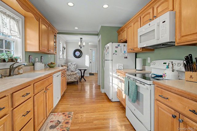 72 Harris Street, Patchogue, NY 11772