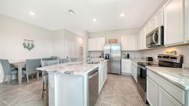 17624 CRESCENT MOON LOOP, Bradenton, FL 34211