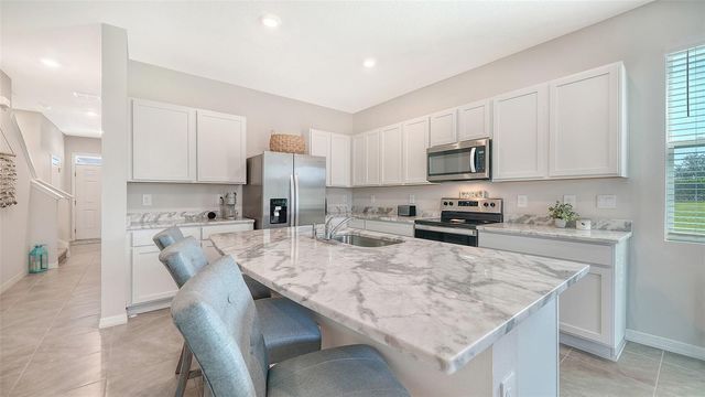 17624 CRESCENT MOON LOOP, Bradenton, FL 34211