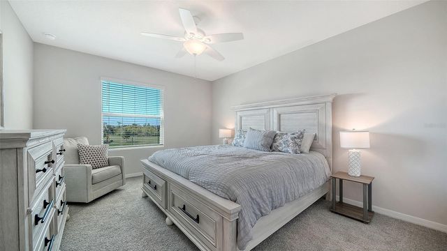 17624 CRESCENT MOON LOOP, Bradenton, FL 34211