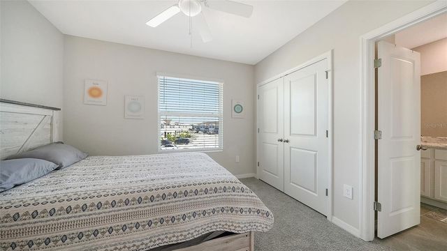 17624 CRESCENT MOON LOOP, Bradenton, FL 34211
