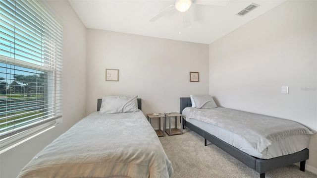 17624 CRESCENT MOON LOOP, Bradenton, FL 34211