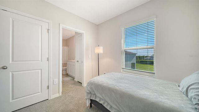 17624 CRESCENT MOON LOOP, Bradenton, FL 34211
