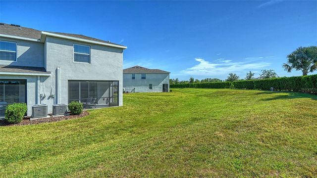 17624 CRESCENT MOON LOOP, Bradenton, FL 34211