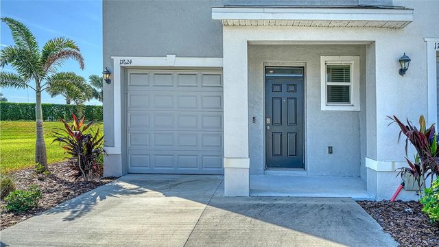 17624 CRESCENT MOON LOOP, Bradenton, FL 34211