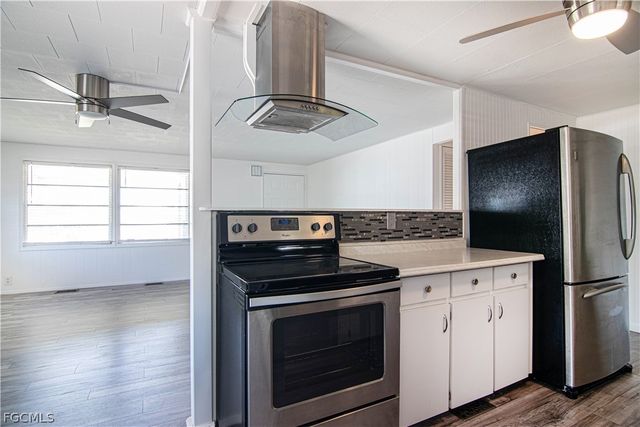 150 Overland TRL, North Fort Myers, FL 33917