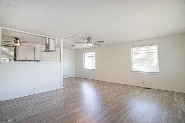 150 Overland TRL, North Fort Myers, FL 33917