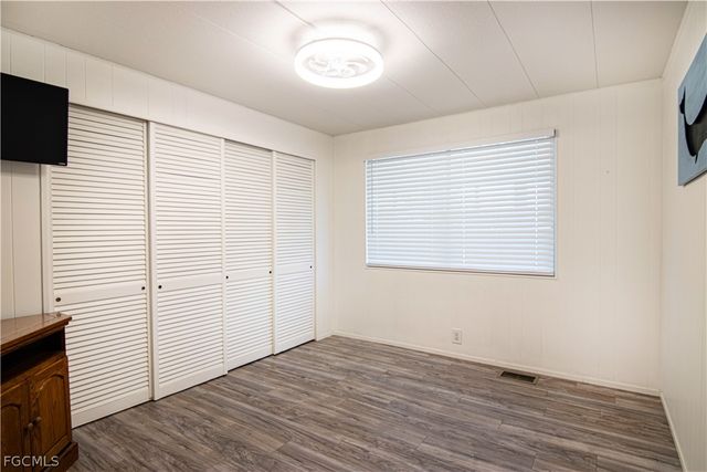 150 Overland TRL, North Fort Myers, FL 33917