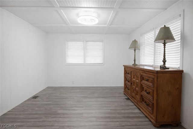 150 Overland TRL, North Fort Myers, FL 33917