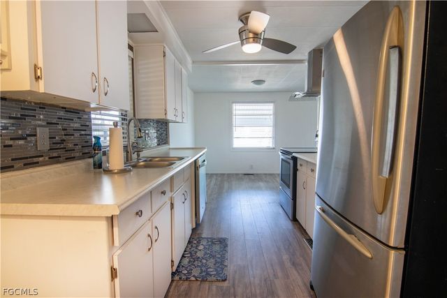 150 Overland TRL, North Fort Myers, FL 33917