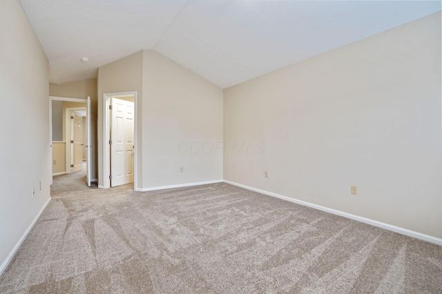 5004 Stratford Pine Lane, Dublin, OH 43016