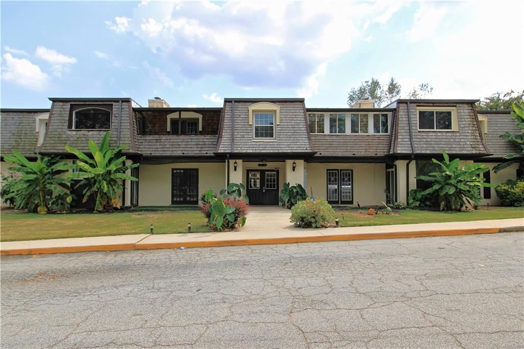 122 Rue Fontaine, Lithonia, GA 30038