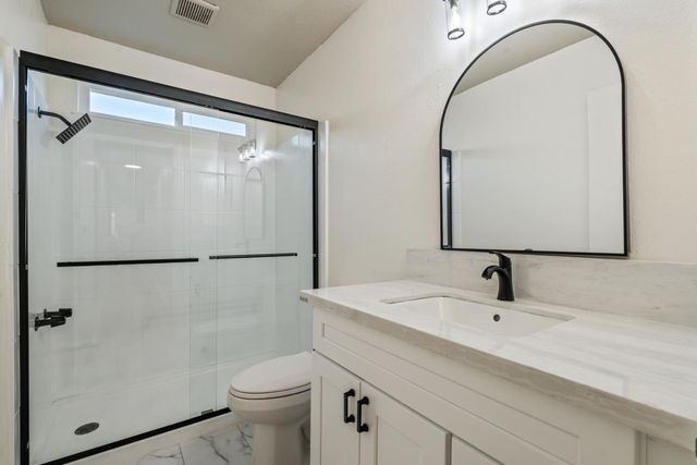 4105 Faith Ln, Modesto, CA 95355