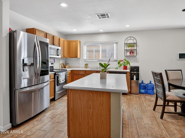 15631 W PORT AU PRINCE Lane, Surprise, AZ 85379