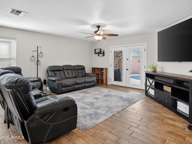 15631 W PORT AU PRINCE Lane, Surprise, AZ 85379