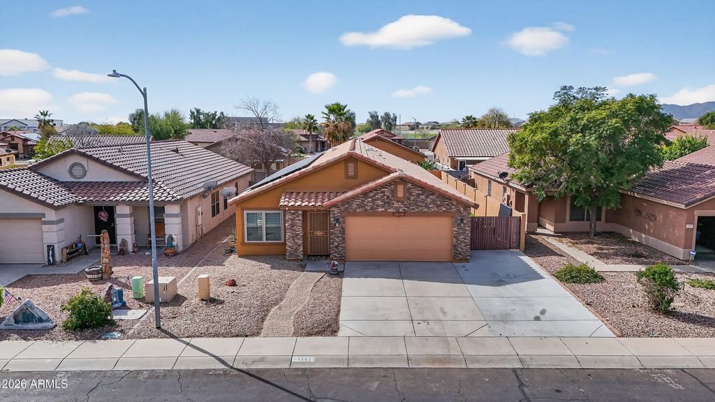 Image 2 of property listing at 15631 W PORT AU PRINCE Lane, Surprise, AZ 85379