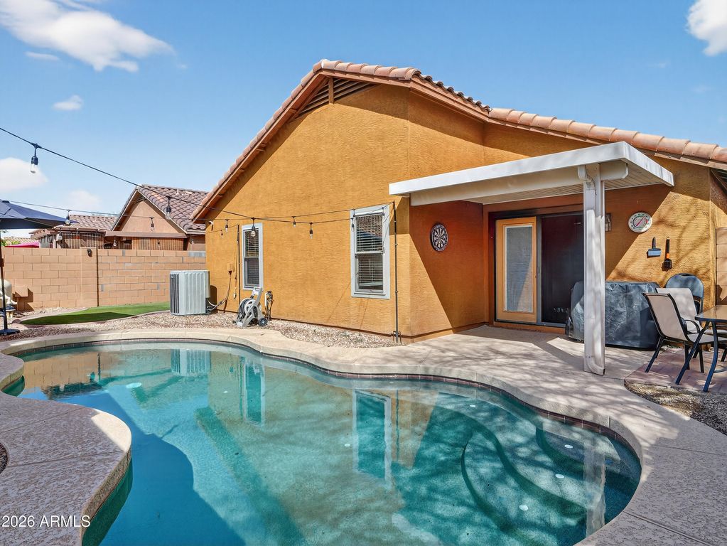 Image 27 of property listing at 15631 W PORT AU PRINCE Lane, Surprise, AZ 85379