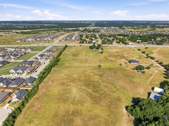 000 S Walnut Grove Road, Midlothian, TX 76065