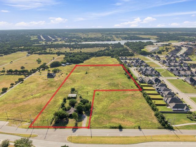 000 S Walnut Grove Road, Midlothian, TX 76065