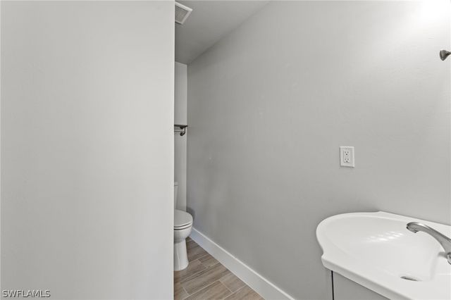 1313 Thompson ST, North Fort Myers, FL 33903