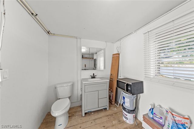 1313 Thompson ST, North Fort Myers, FL 33903