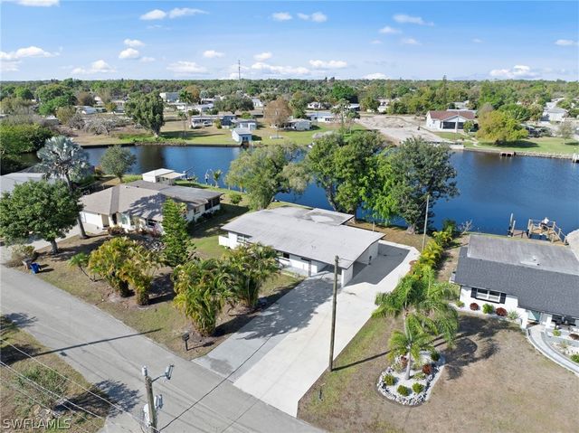 1313 Thompson ST, North Fort Myers, FL 33903