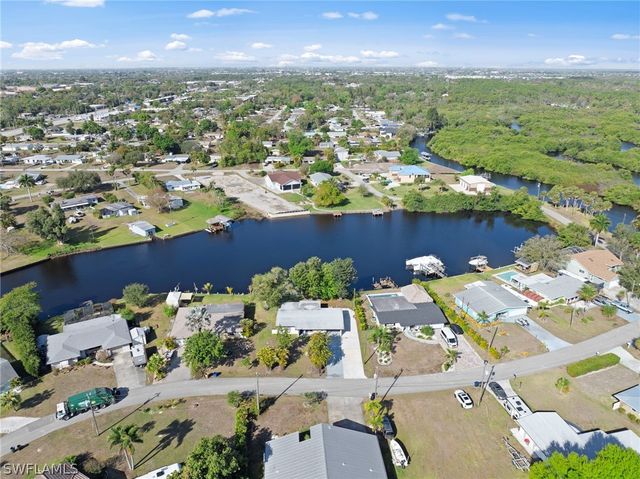 1313 Thompson ST, North Fort Myers, FL 33903