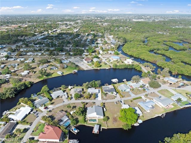 1313 Thompson ST, North Fort Myers, FL 33903