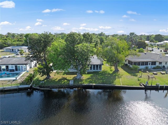 1313 Thompson ST, North Fort Myers, FL 33903