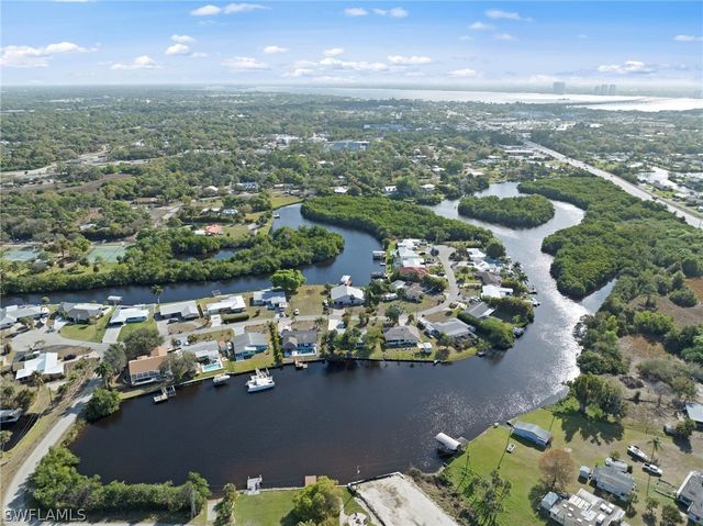 1313 Thompson ST, North Fort Myers, FL 33903