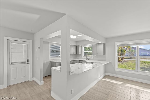 1313 Thompson ST, North Fort Myers, FL 33903