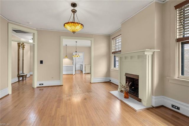 812 Stockley Gdns Apt 12, Norfolk, VA 23507
