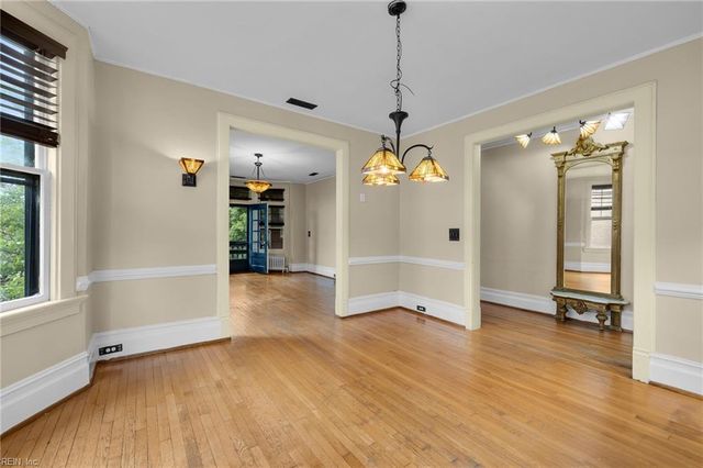 812 Stockley Gdns Apt 12, Norfolk, VA 23507