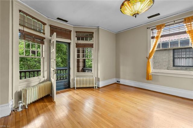 812 Stockley Gdns Apt 12, Norfolk, VA 23507