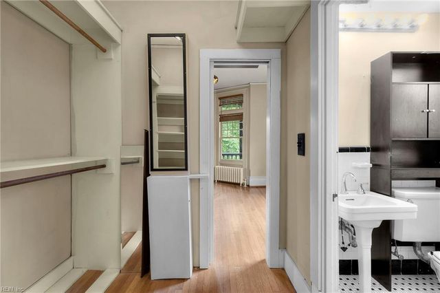 812 Stockley Gdns Apt 12, Norfolk, VA 23507