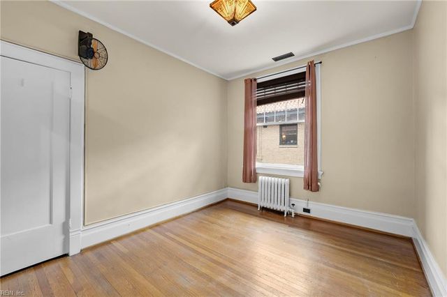 812 Stockley Gdns Apt 12, Norfolk, VA 23507