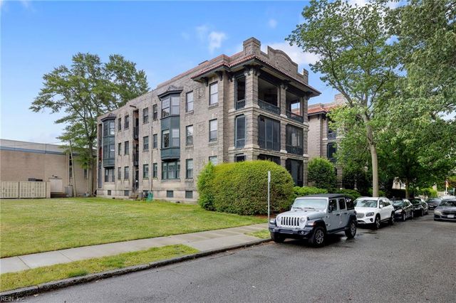 812 Stockley Gdns Apt 12, Norfolk, VA 23507