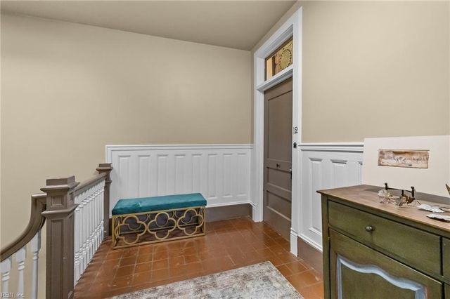 812 Stockley Gdns Apt 12, Norfolk, VA 23507
