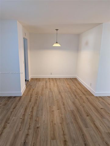 270 Layne Boulevard 202, Hallandale Beach, FL 33009
