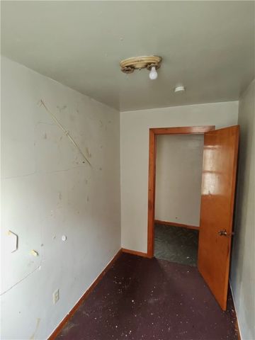 2510 Oak St, Mckeesport, PA 15132