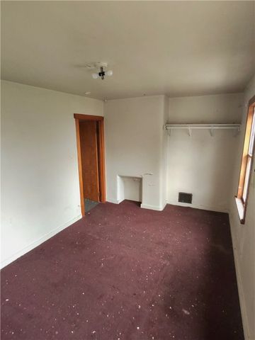 2510 Oak St, Mckeesport, PA 15132