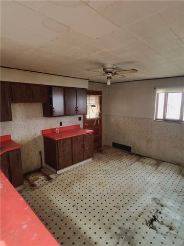 2510 Oak St, Mckeesport, PA 15132