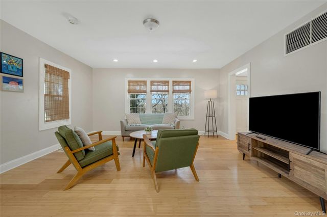 3039 High Street, Mohegan Lake, NY 10547