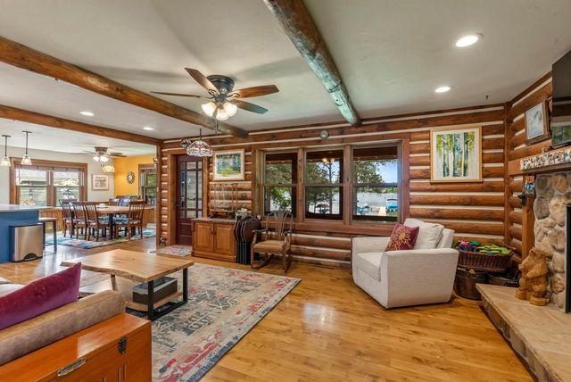 W376S4887 E Pretty Lake ROAD, Dousman, WI 53118