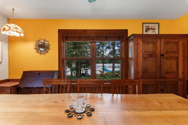 W376S4887 E Pretty Lake ROAD, Dousman, WI 53118