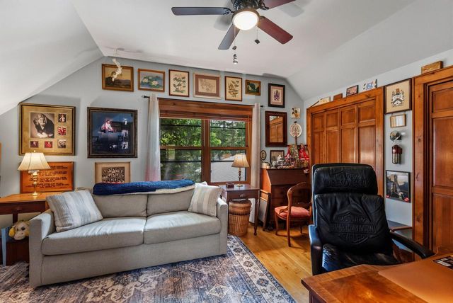 W376S4887 E Pretty Lake ROAD, Dousman, WI 53118