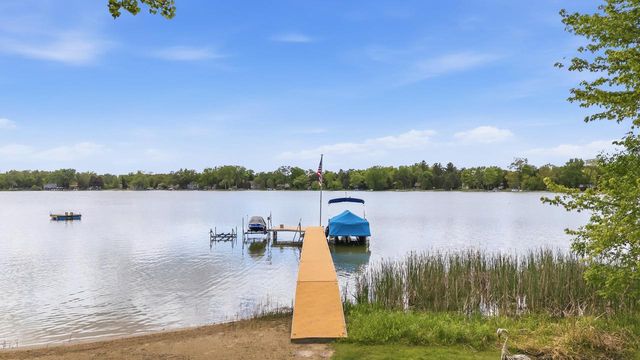 W376S4887 E Pretty Lake ROAD, Dousman, WI 53118