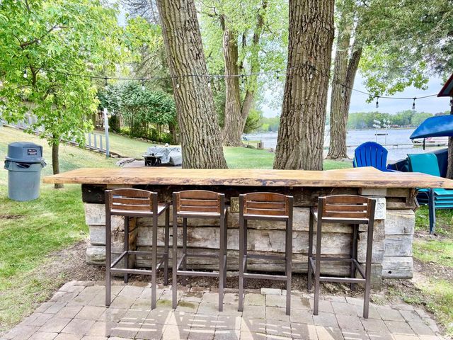 W376S4887 E Pretty Lake ROAD, Dousman, WI 53118