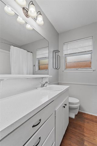 2203 Ventura DR, Austin, TX 78741